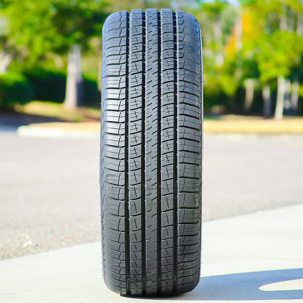 235/55R18 104V All Season XL Tire D7272