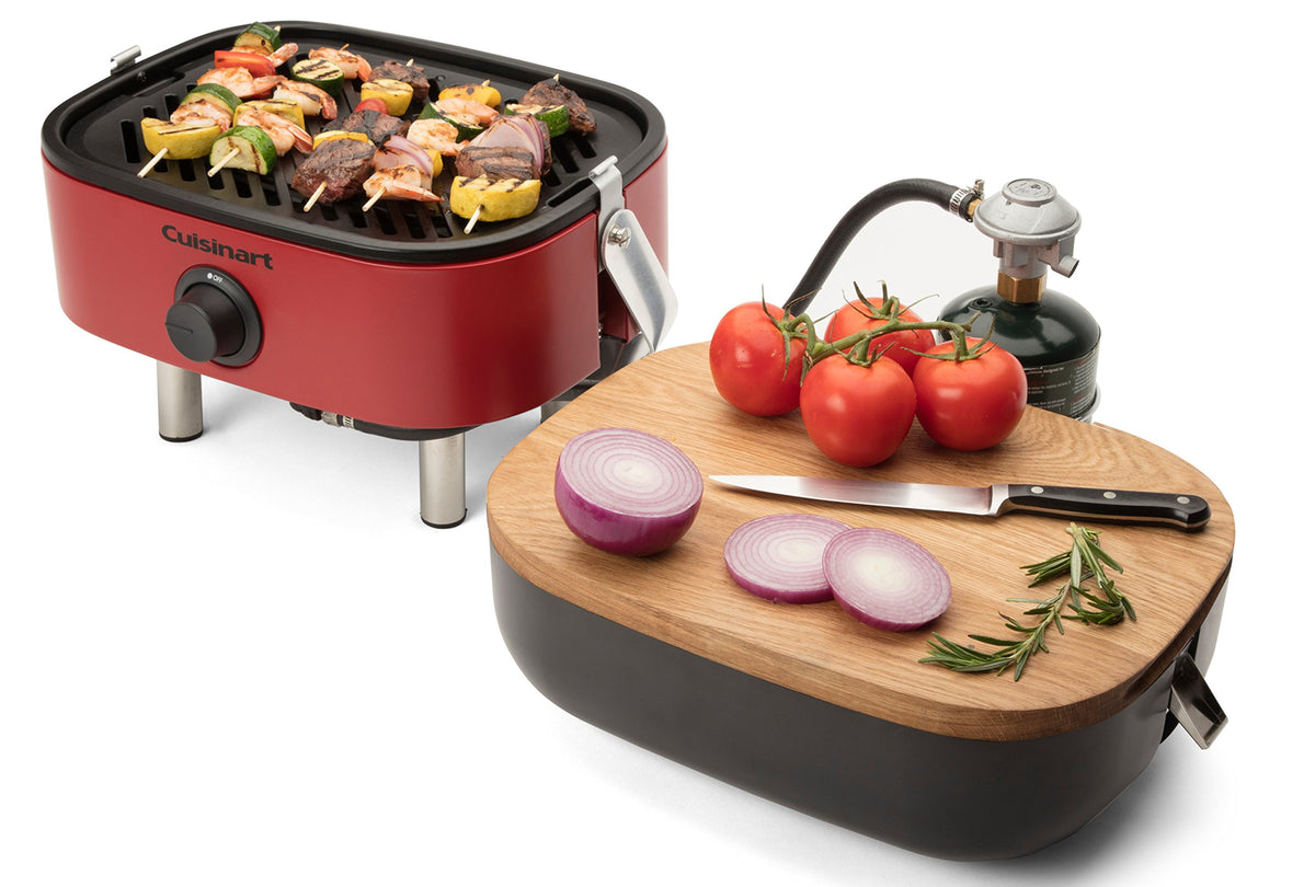 Portable Gas Grill and 3-Piece Grilling Tool Set I568